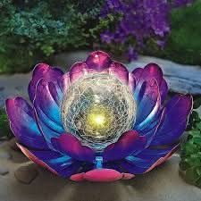 AURAPETAL - Solar lotus lamp with soft amber glow for elegant outdoor garden and patio ambiance