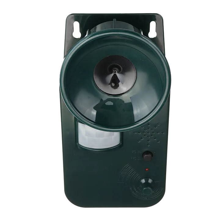 SONICDEFENDER - Ultrasonic motion-activated pest deterrent for home and garden protection