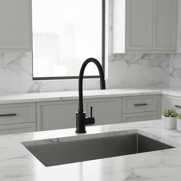 FLOWNERO - Black 360° Swivel Sink Faucet
