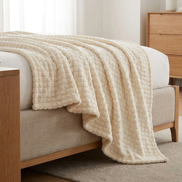 SOFTNESTLE – Strukturierte Decke für entspannende Momente