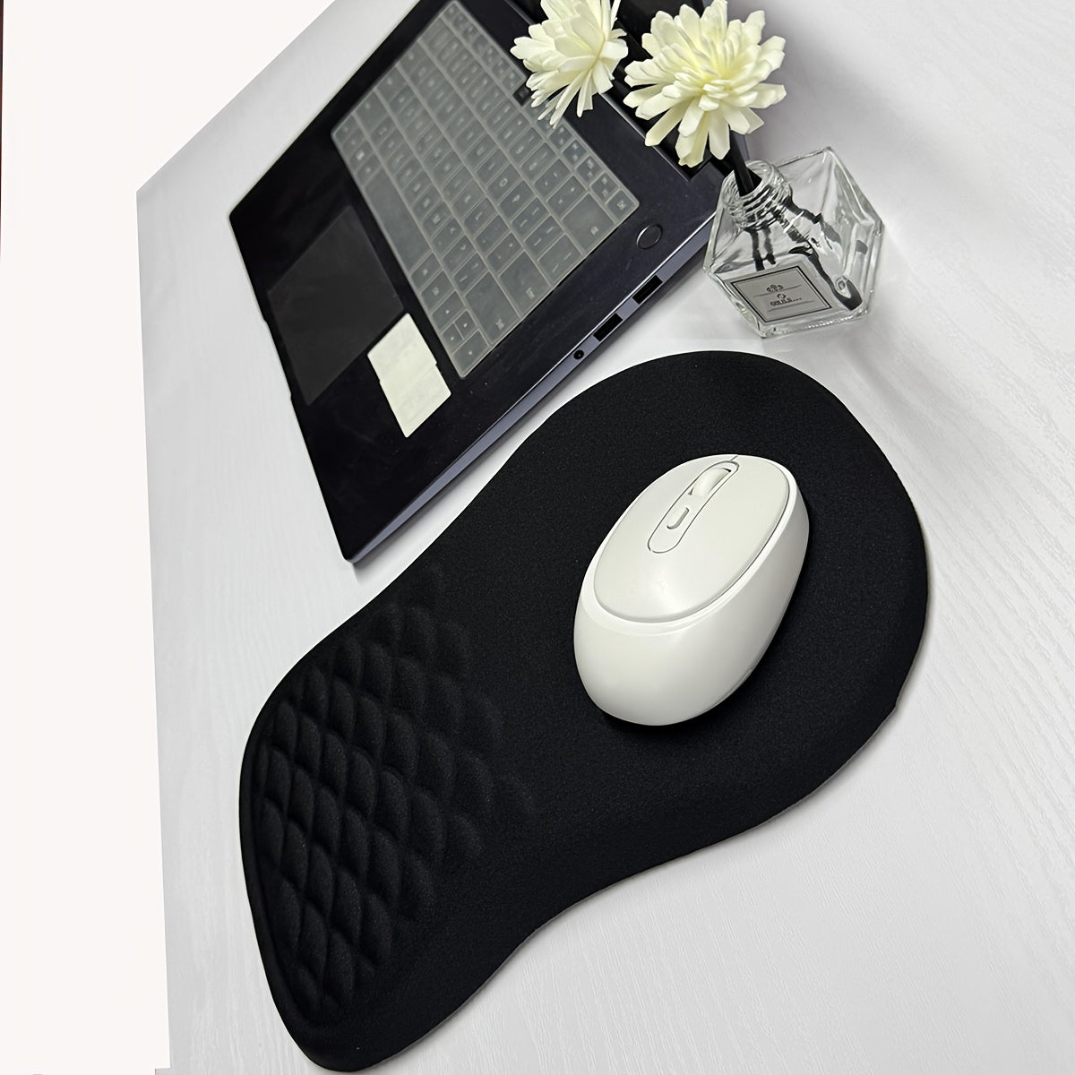SPOOKREST – Ergonomic Wrist Mouse Pad