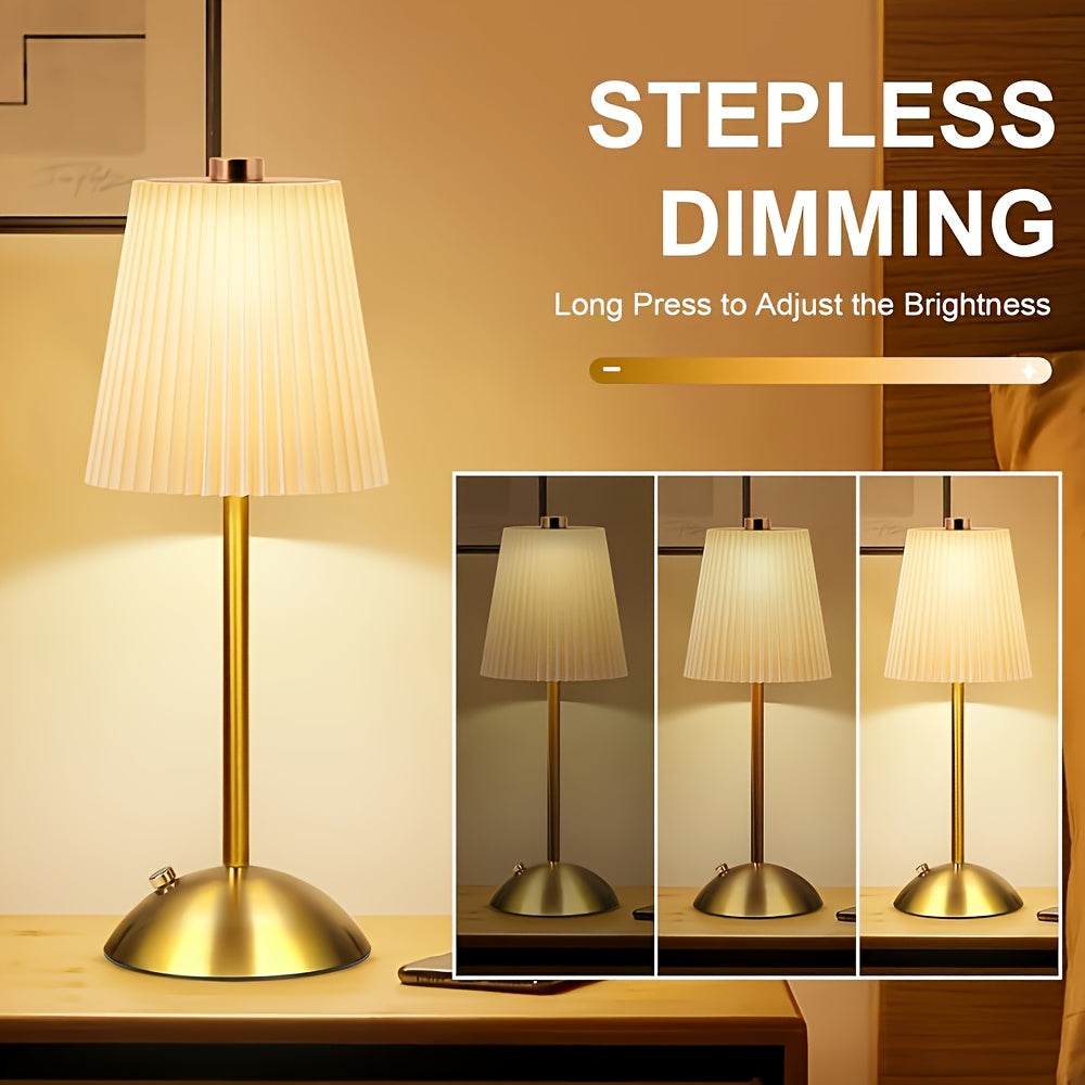 RUFFLUX – Rechargeable Ruffled Accent Lamp