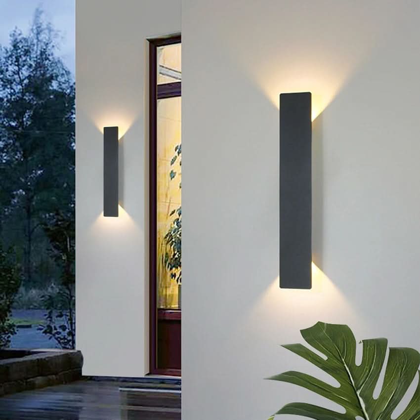 TERRANOVA – LED Wall Fixture for Patio & Terrace Ambience