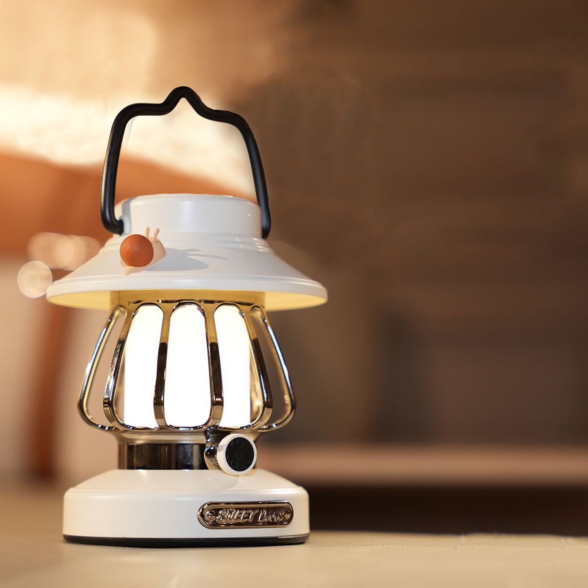 AMBISNAIL – Portable Retro Night Lamp for Cozy Indoor Spaces