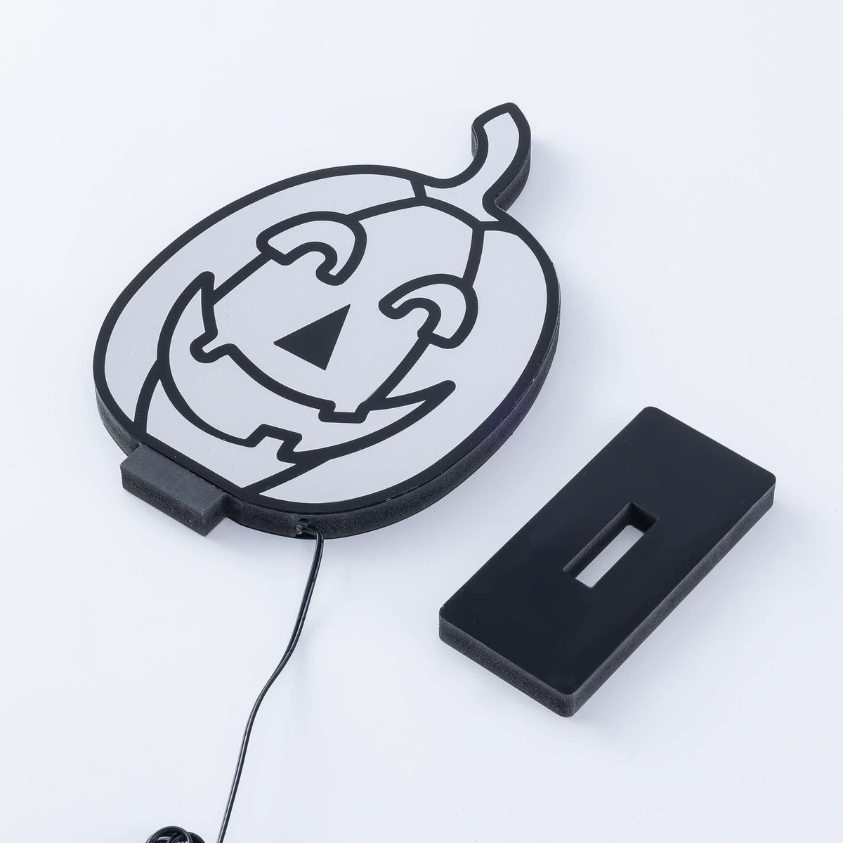 DEMONEMBER – Halloween Pumpkin Lights for Eerie Glow