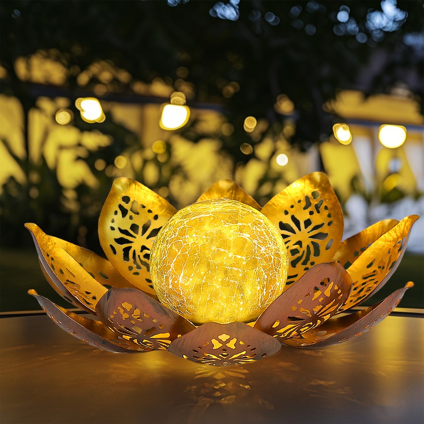 LOTUSORA – Solar Lotus Garden Lamp