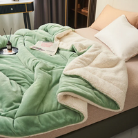 FLEECORA – Warm Luxury Fleece Blanket for Cozy Bedding