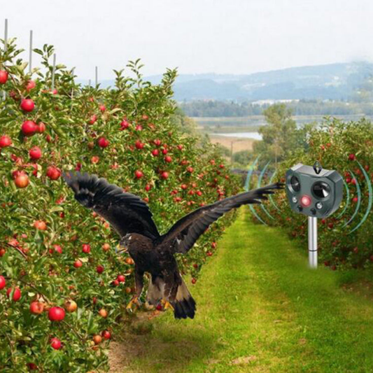 PESTGUARD – Solar Ultrasonic Repeller