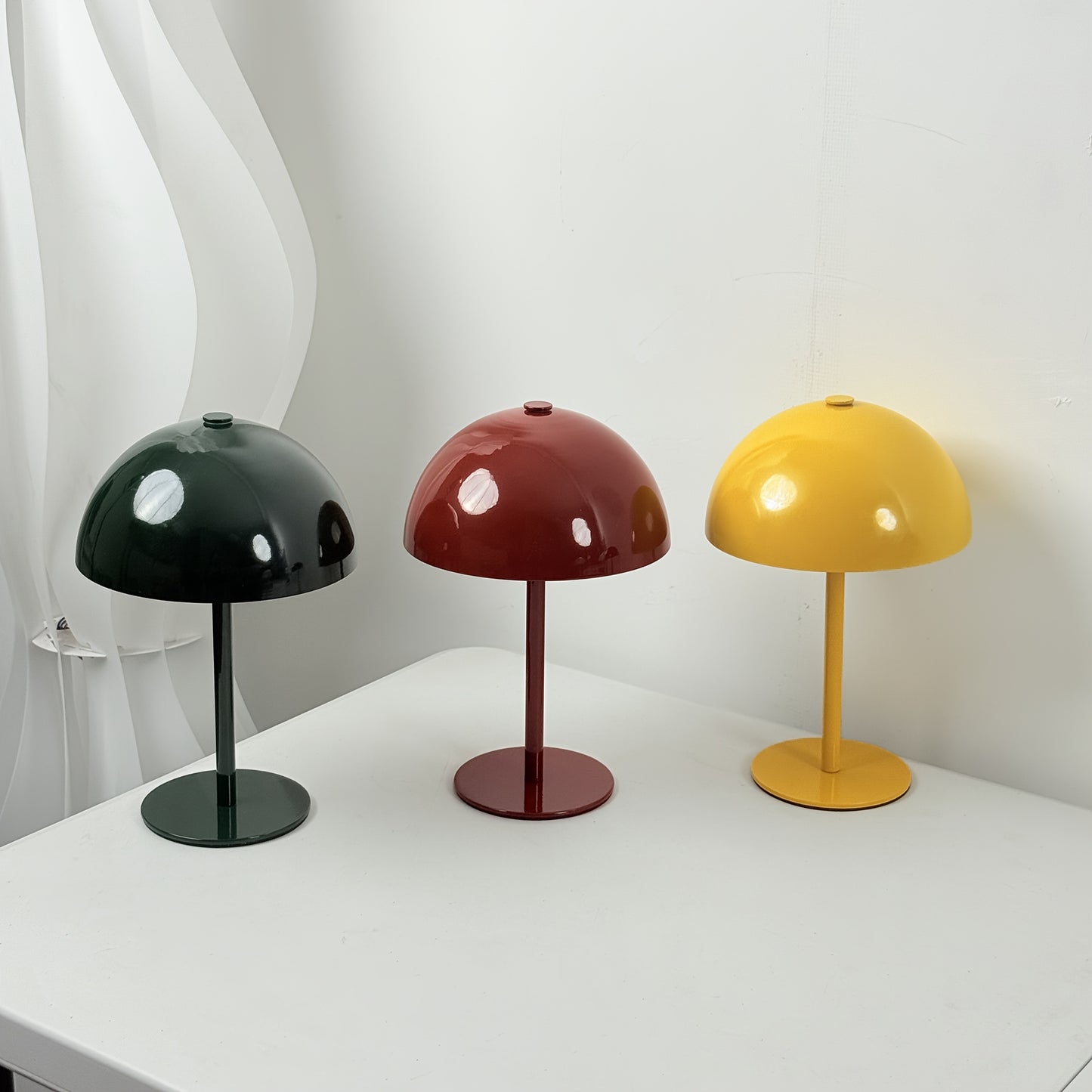 LUMORA – Cordless Touch Desk Lamp