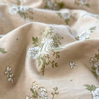 FLORALIVA – Lightweight Floral Summer Quilt for Cozy Sleep Comfort