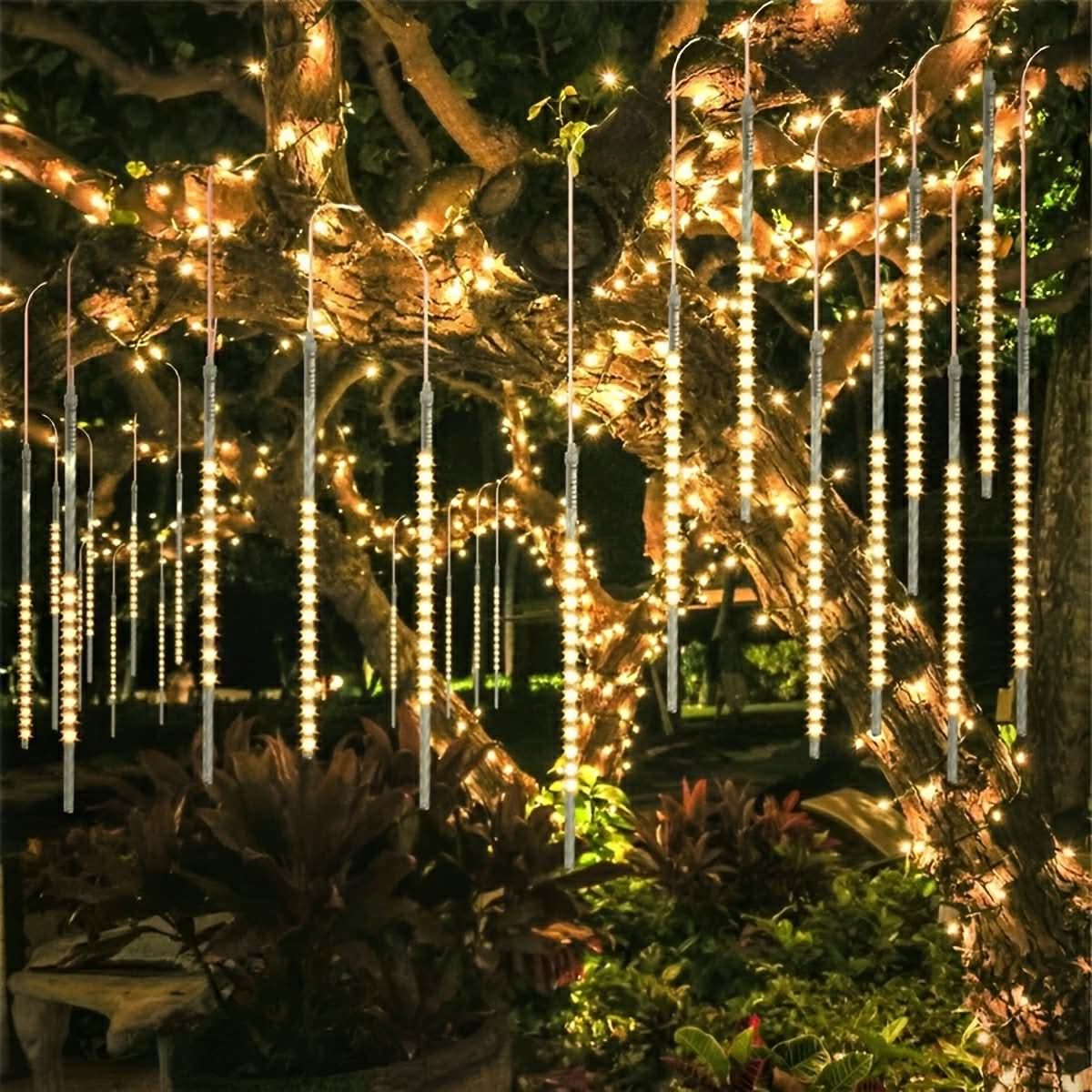 COMETRAIN – Meteor Shower Tree String Lights for Cascading Illumination