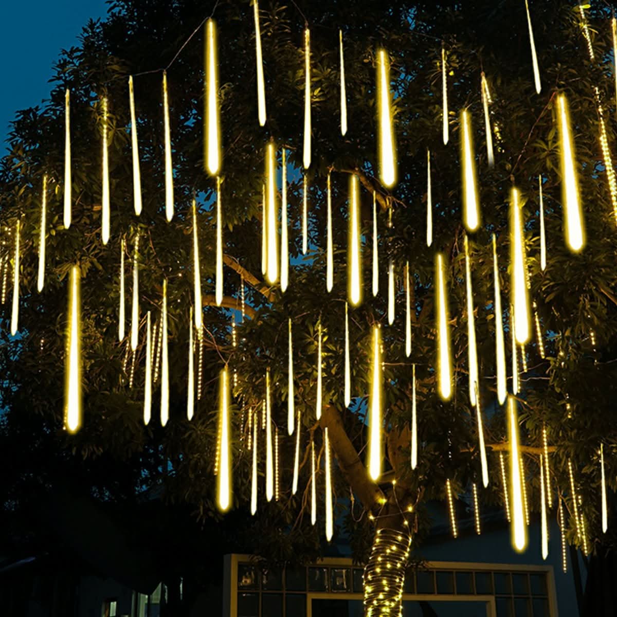 COMETRAIN – Meteor Shower Tree String Lights for Cascading Illumination