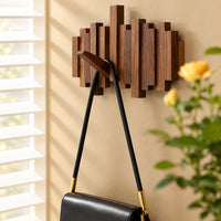 PIANOVEX – Klavier-inspirierte Wandgarderobe mit klappbaren Haken