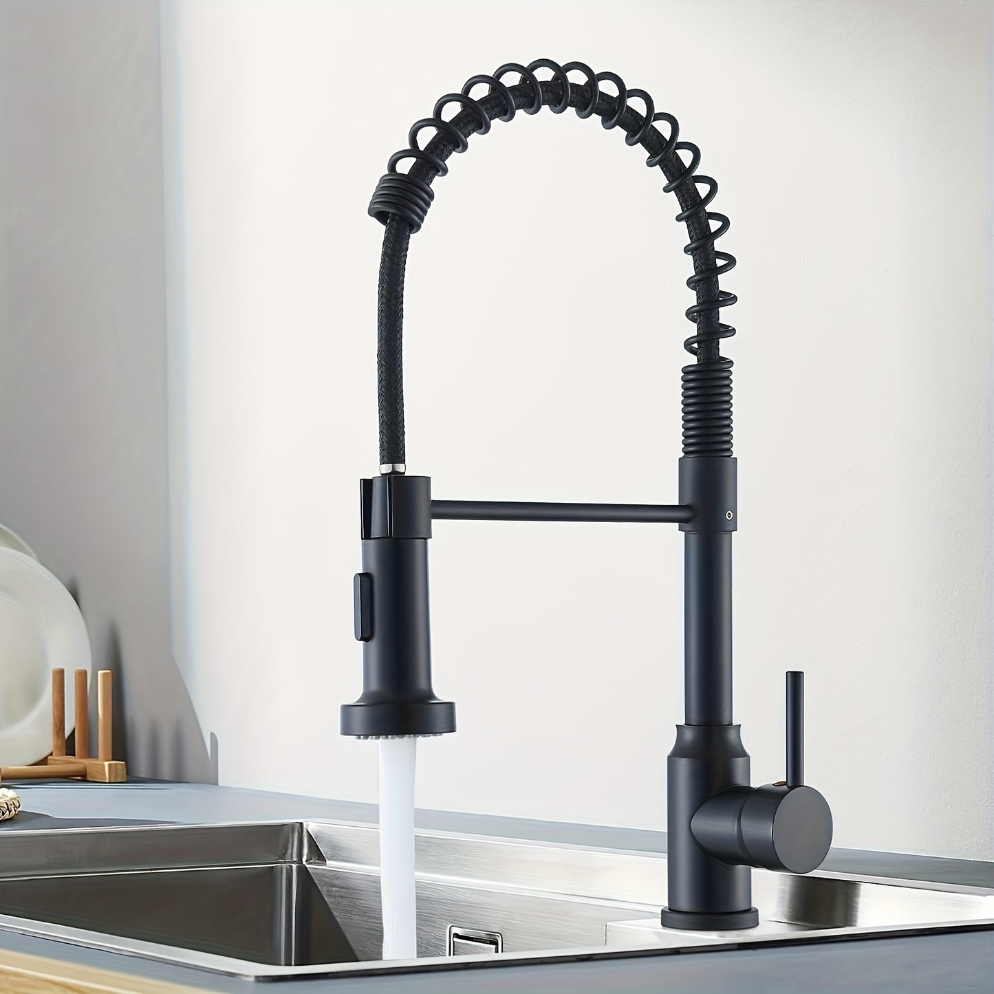 NOIRFLEX – Pull Down Kitchen Mixer for Contemporary Sink Spaces