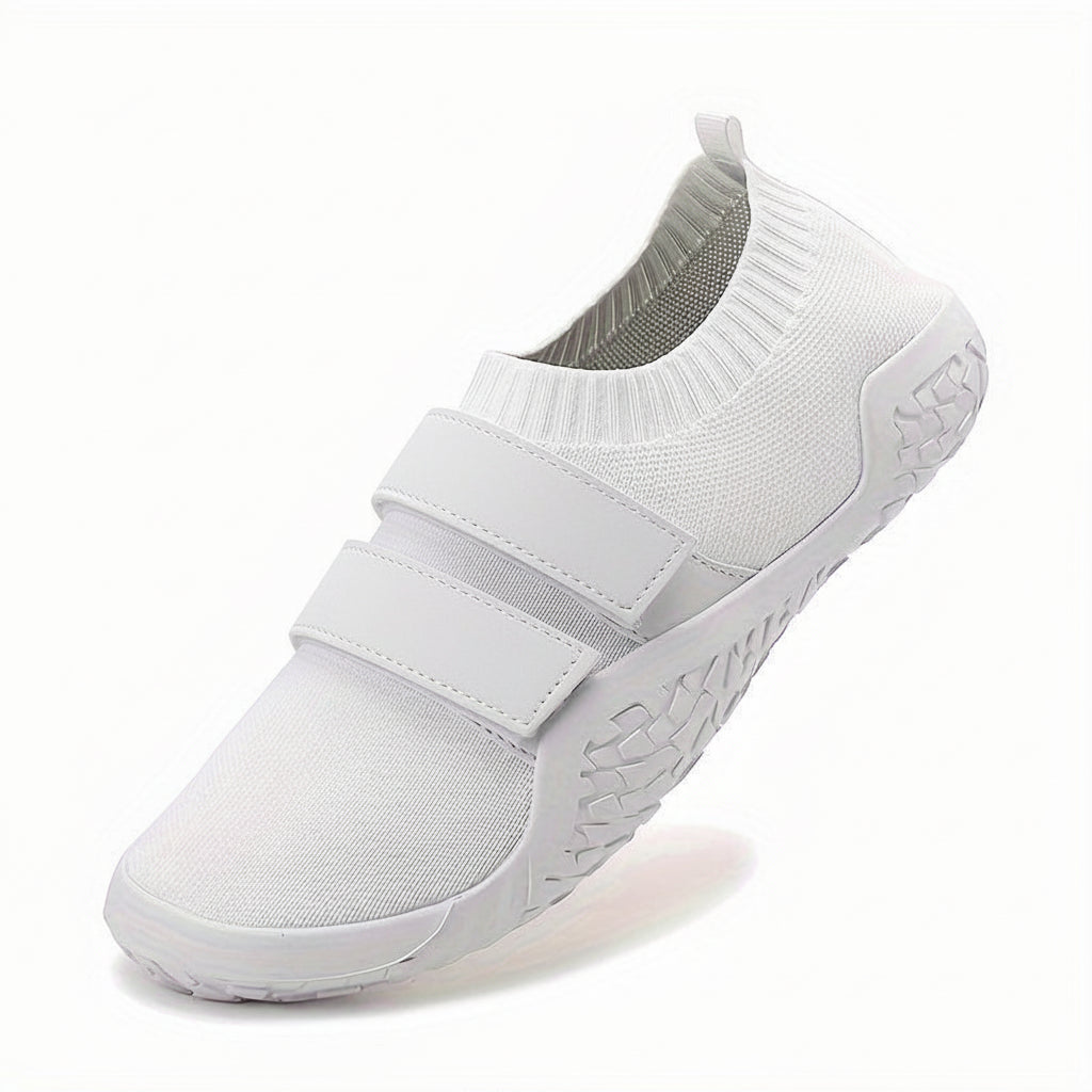SQUATBASE - Flat training shoes designed for stability in squats and lifting