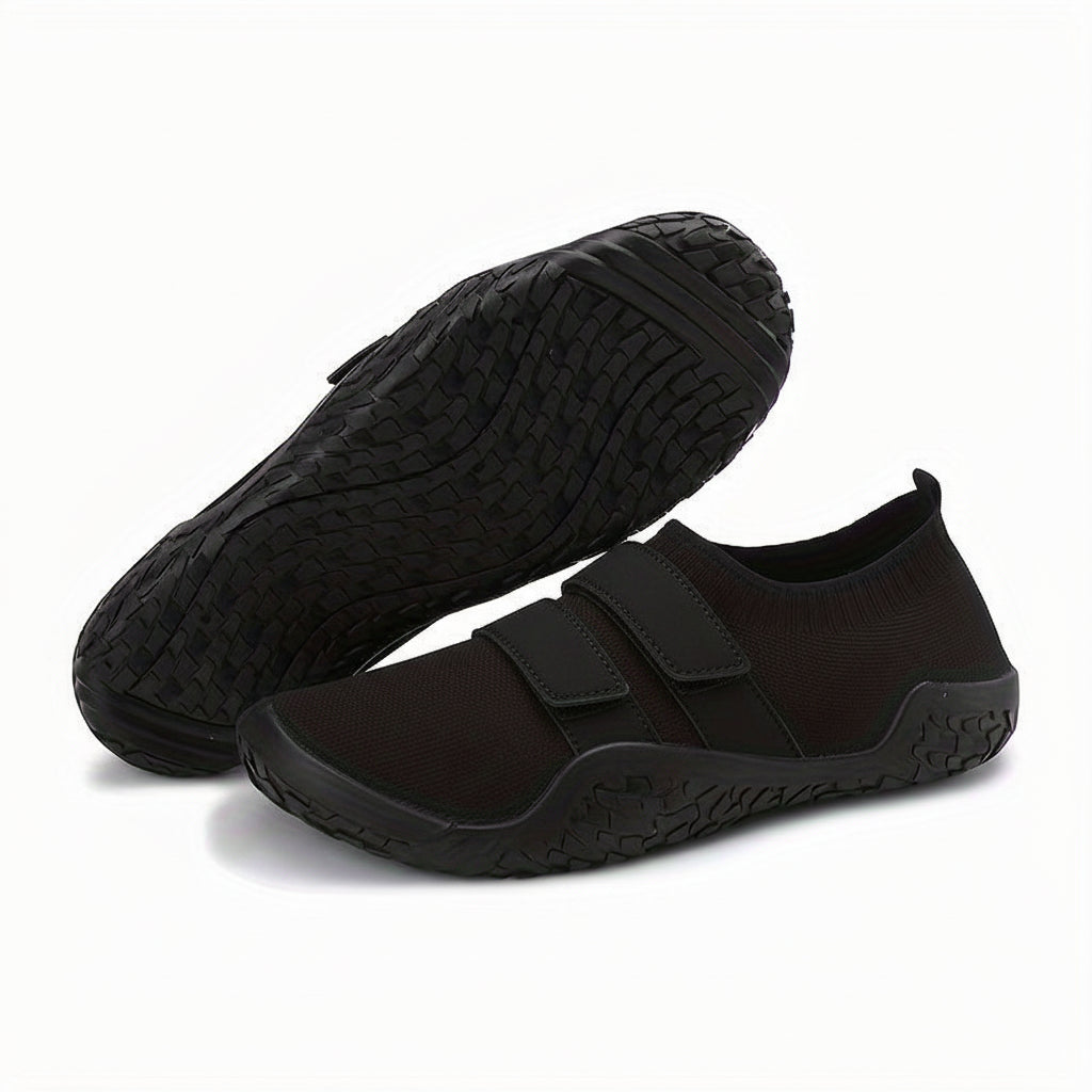SQUATBASE - Flat training shoes designed for stability in squats and lifting