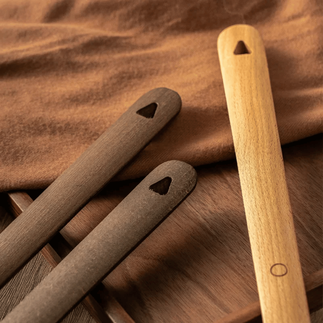 WOODSTEP – Magnetic Wooden Shoehorn