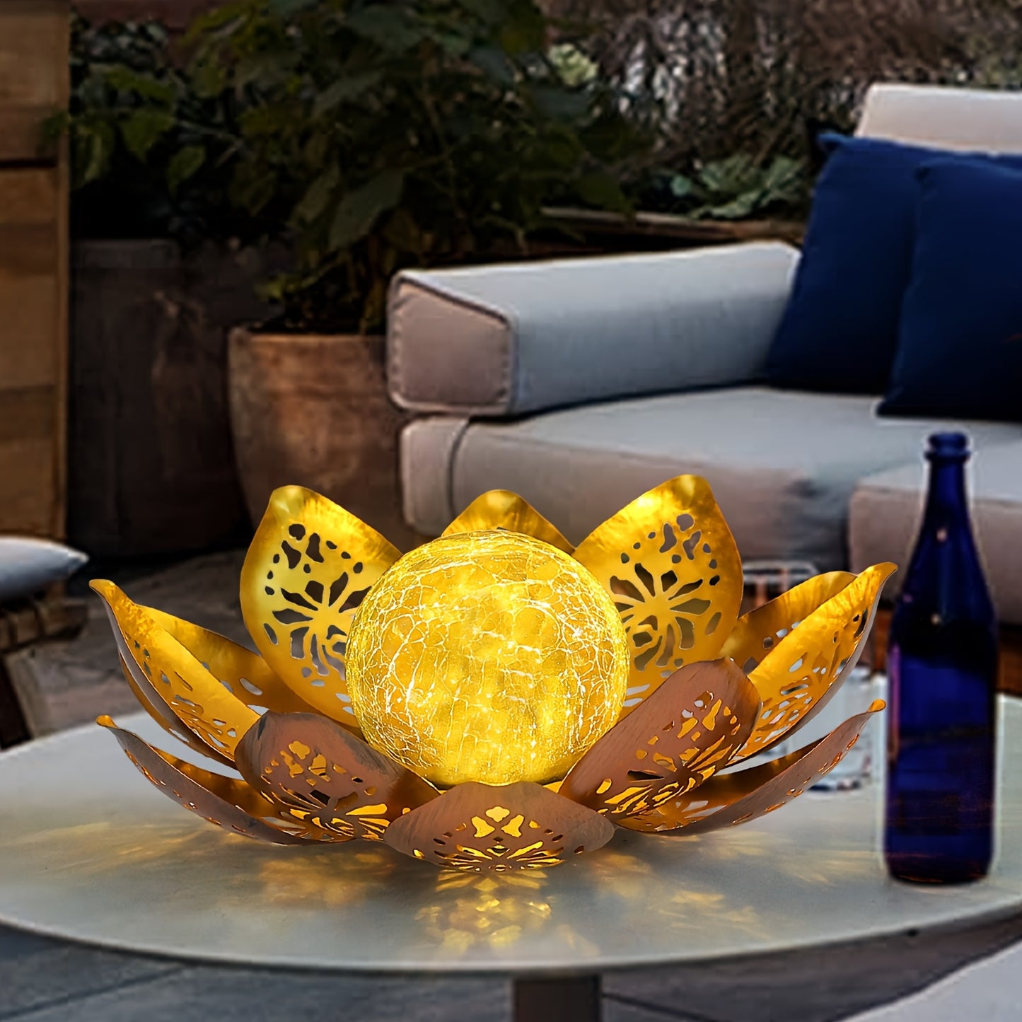 LOTUSORA – Solar Lotus Garden Lamp