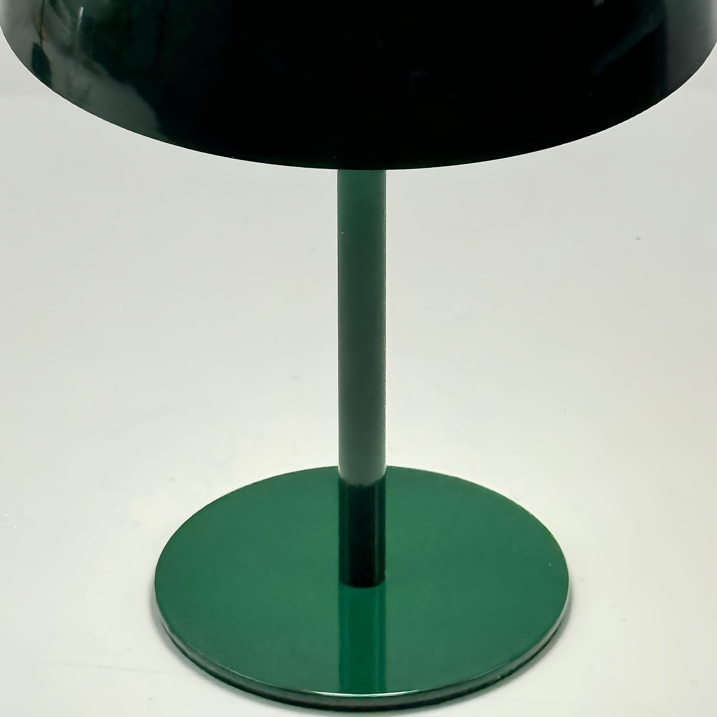 LUMORA – Cordless Touch Desk Lamp