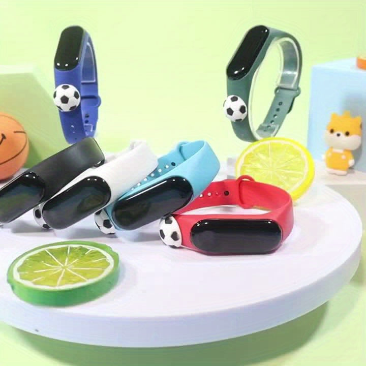 LUMIKICK – LED Soccer Wristband Gift Set
