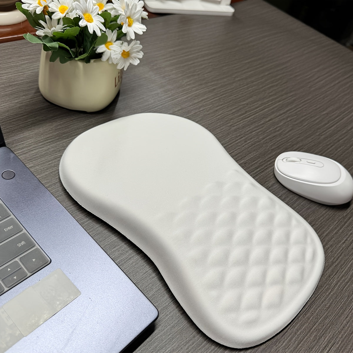 SPOOKREST – Ergonomic Wrist Mouse Pad