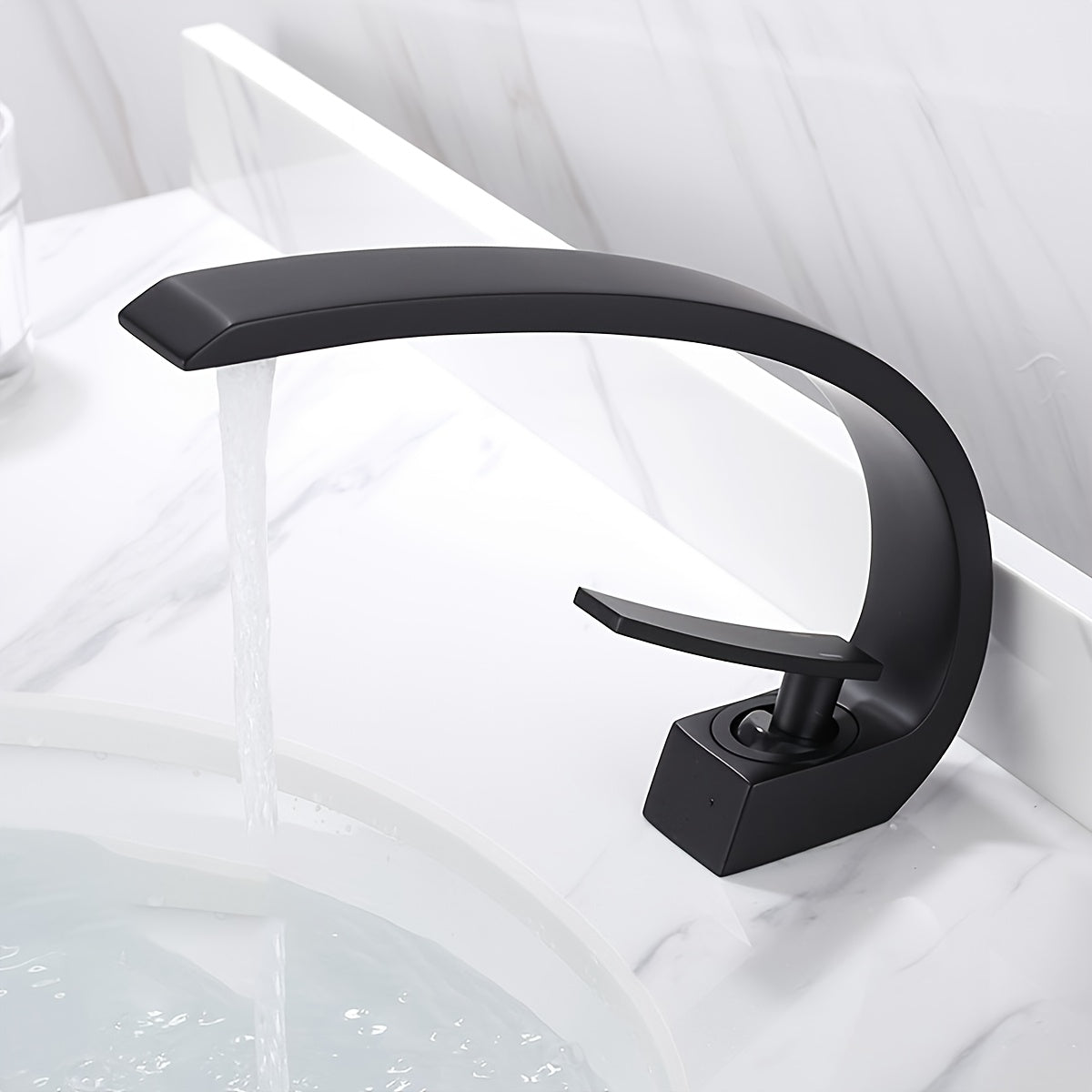 NORDIFLOW - Black Brass Basin Faucet