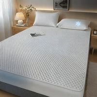 COOLNEST – Foldable Cooling Sleep Mat