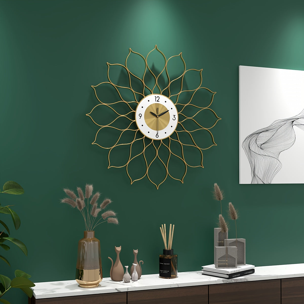 PRESTIGELIVA – Elegant Gold Wall Clock for Modern Interiors