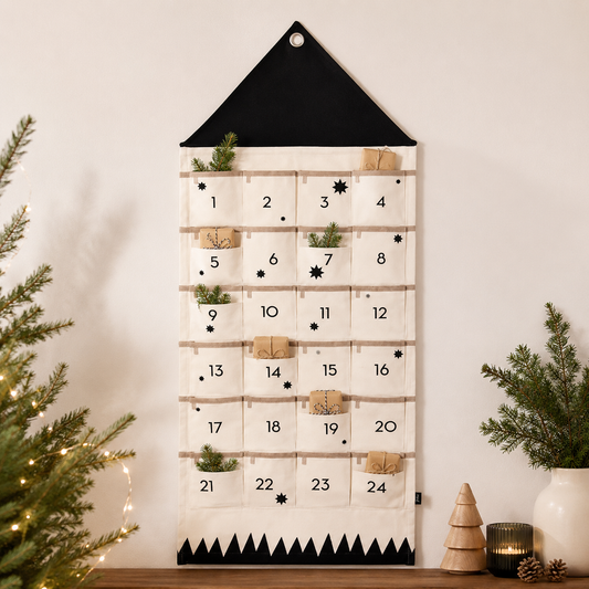 HOLLYHIDE – adventskalender med 24 overraskelseslommer til juleglæde