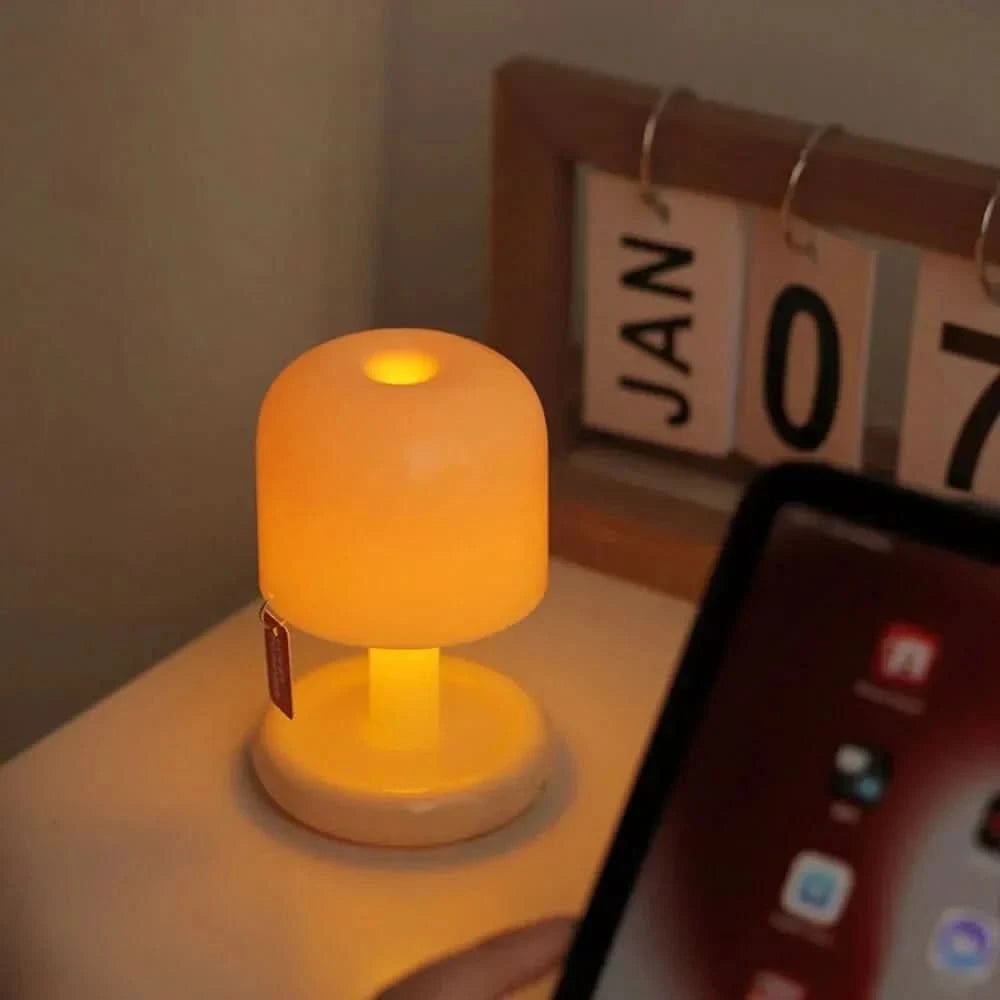 SOLENZARIA – Mini-solnedgangs-LED-bordlampe til varm stemning i soveværelset