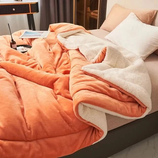 MOONCOVE – tæppe til afslappende aftener derhjemme