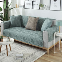 QUILAVORA – Quilted Jacquard Sofa Cover for Elegant Living Rooms