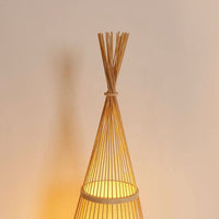 HUTGLOW – Lampadaire cabane pour une chaleur saisissante