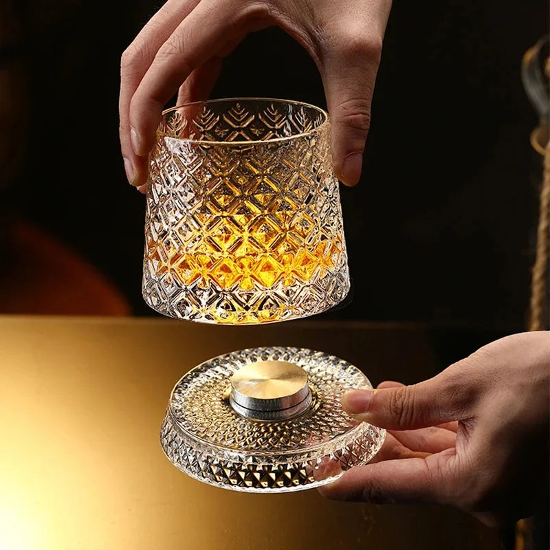 VORTEXA – Spinning Whisky Glass for Modern Bar and Lounge Style