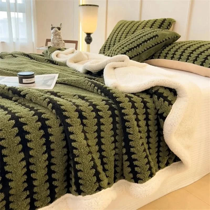 COZYGEO – Geometric Throw Blanket for Warmth and Everyday Comfort