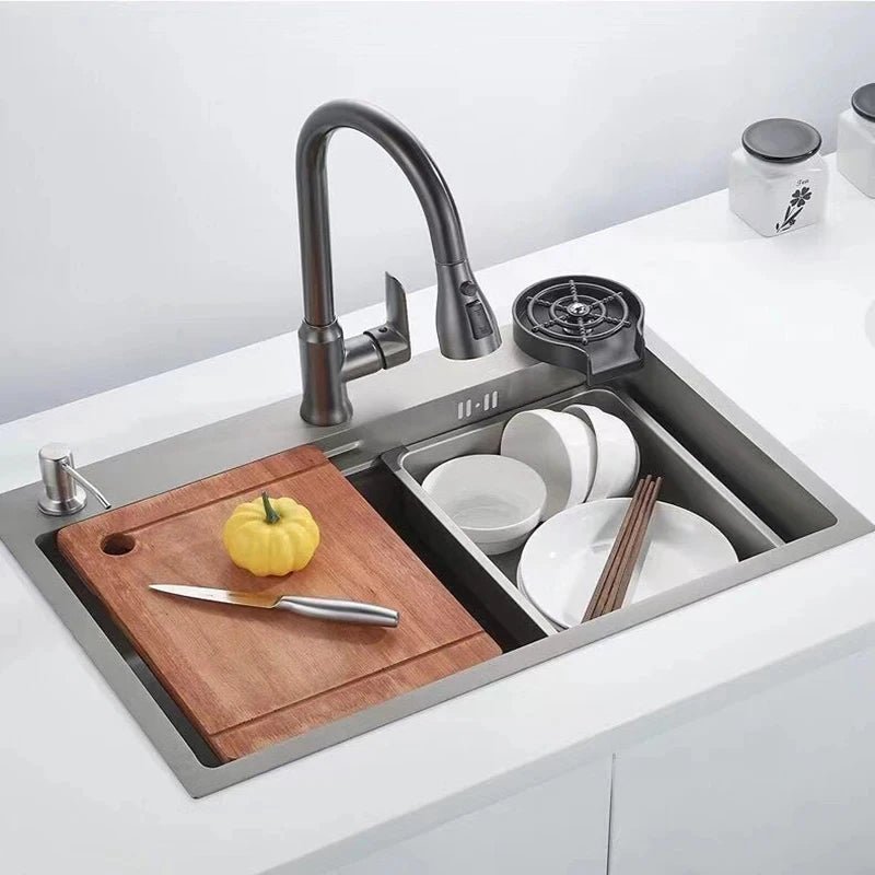 SINKOVA – Pull-Out Kitchen Faucet for Convenient Everyday Cleaning