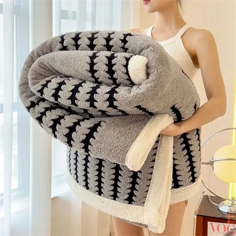 COZYGEO – Geometric Throw Blanket for Warmth and Everyday Comfort