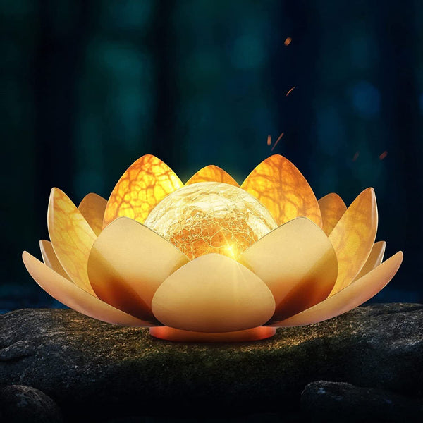 AURAPETAL - Solar lotus lamp with soft amber glow for elegant outdoor garden and patio ambiance