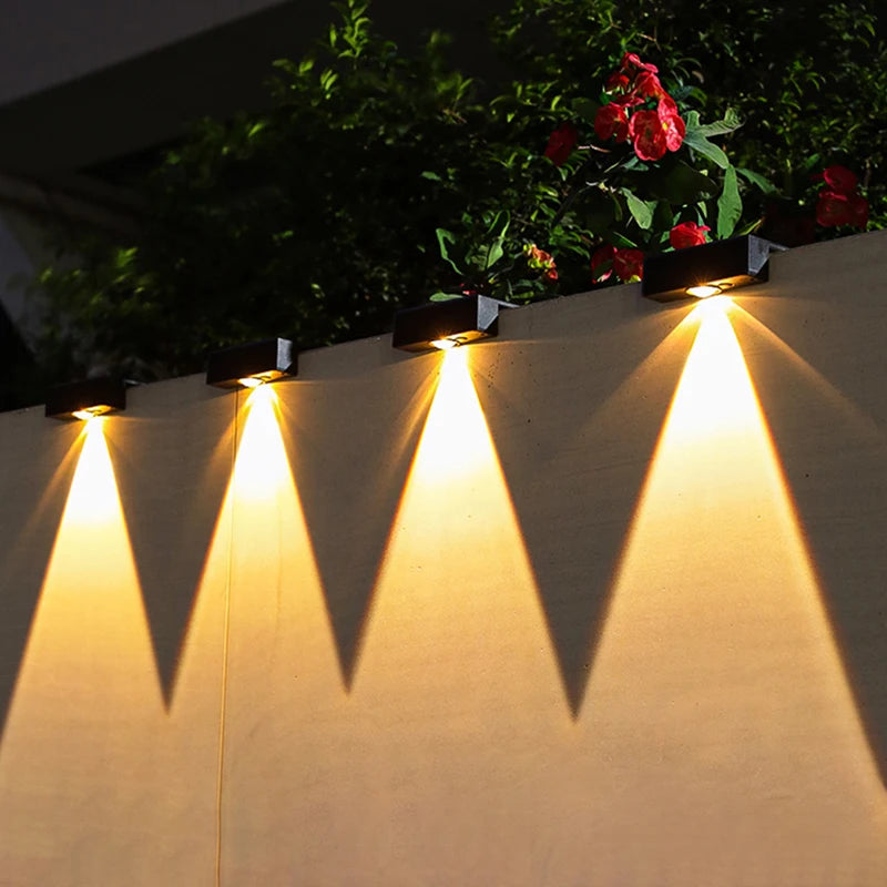 SOLARVIA - Solar garden LED light with intelligent dusk-to-dawn control and weatherproof outdoor design