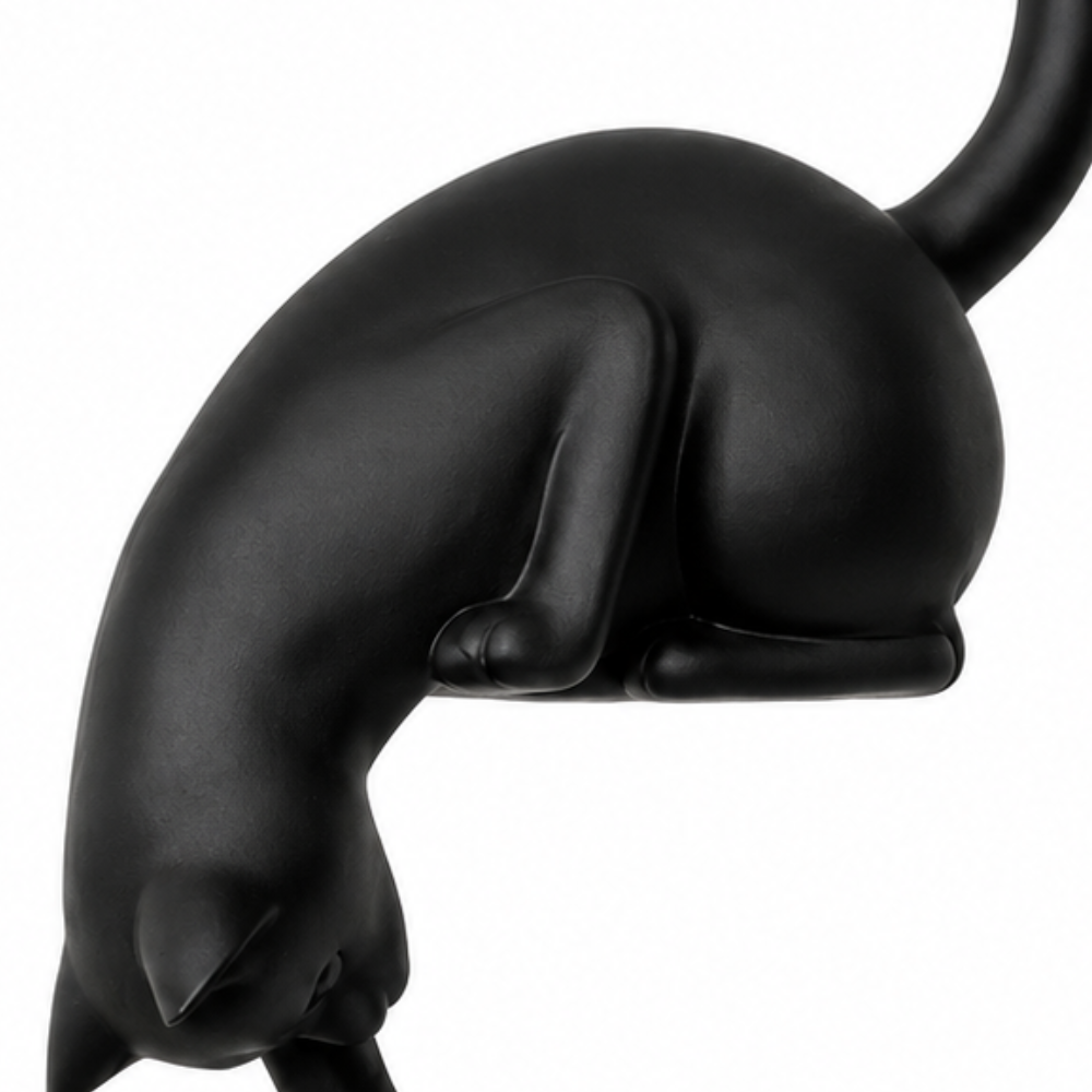 WHISKELLE – Shelf-Edge Cat Figurine LED Lantern for Whimsical Decor