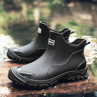 MUDTREK – Rugged Grip Comfort for Wet Outdoor Conditions