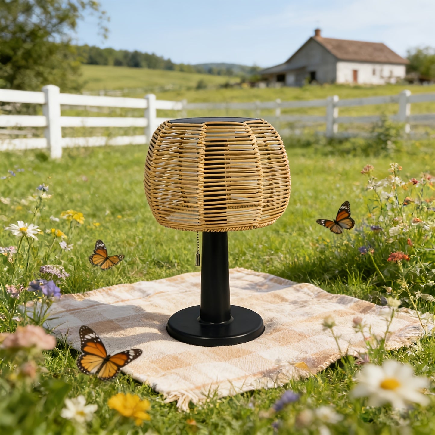 LANTERNGLOW – Vintage Solar Garden Lantern
