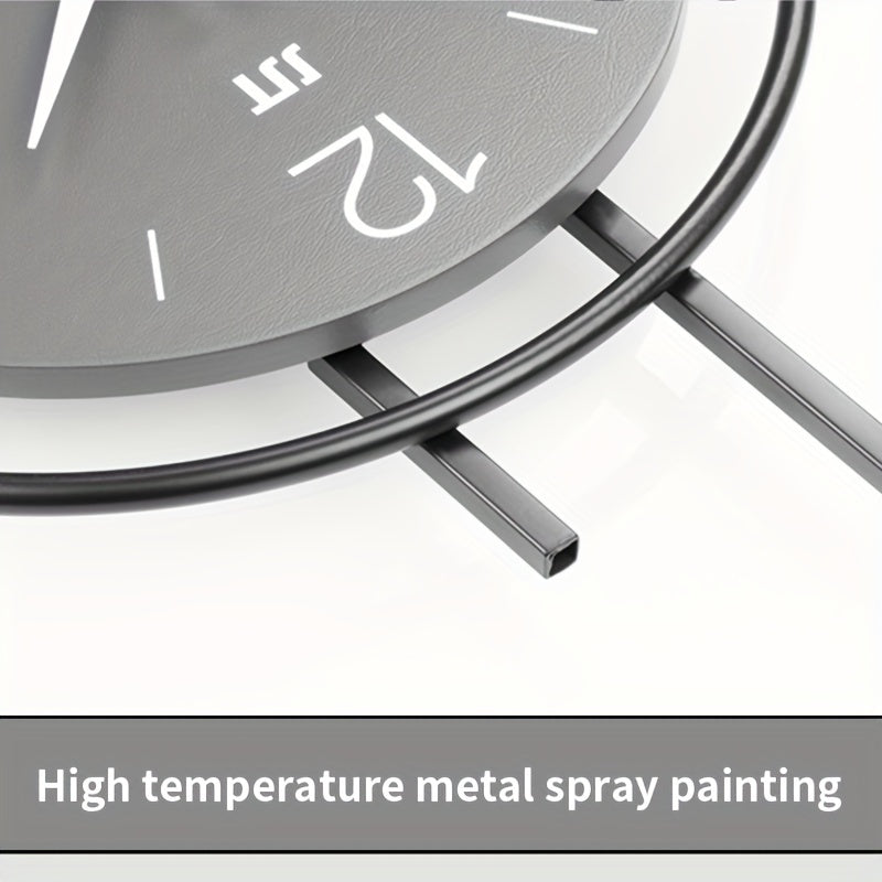 QUIETNORD - Silent Scandinavian wall clock with minimalist iron frame design