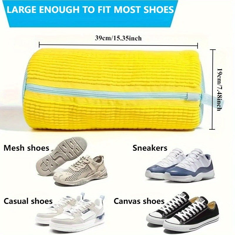 SNEAKSAFE - Heavy-duty shoe washing machine bag with protective lining and secure zipper closure