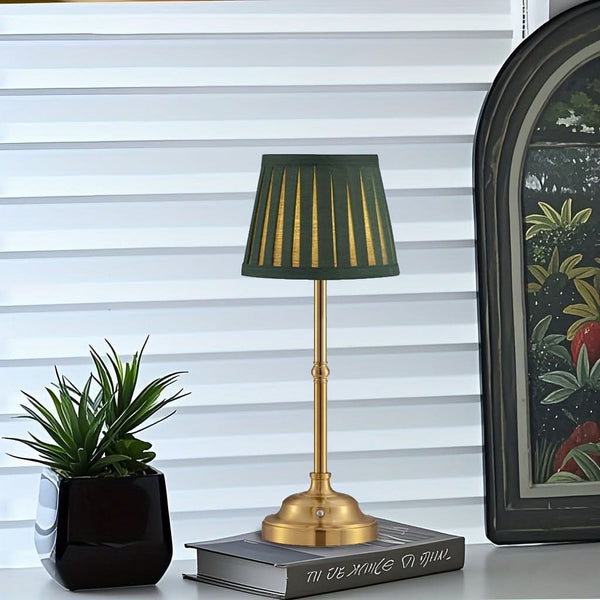 RETROLUME – Wiederaufladbare Retro-Schreibtischlampe