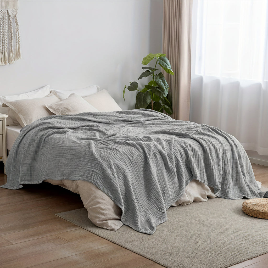 DREAMFLOW – Airy Everyday Blanket for Cozy Home Relaxation