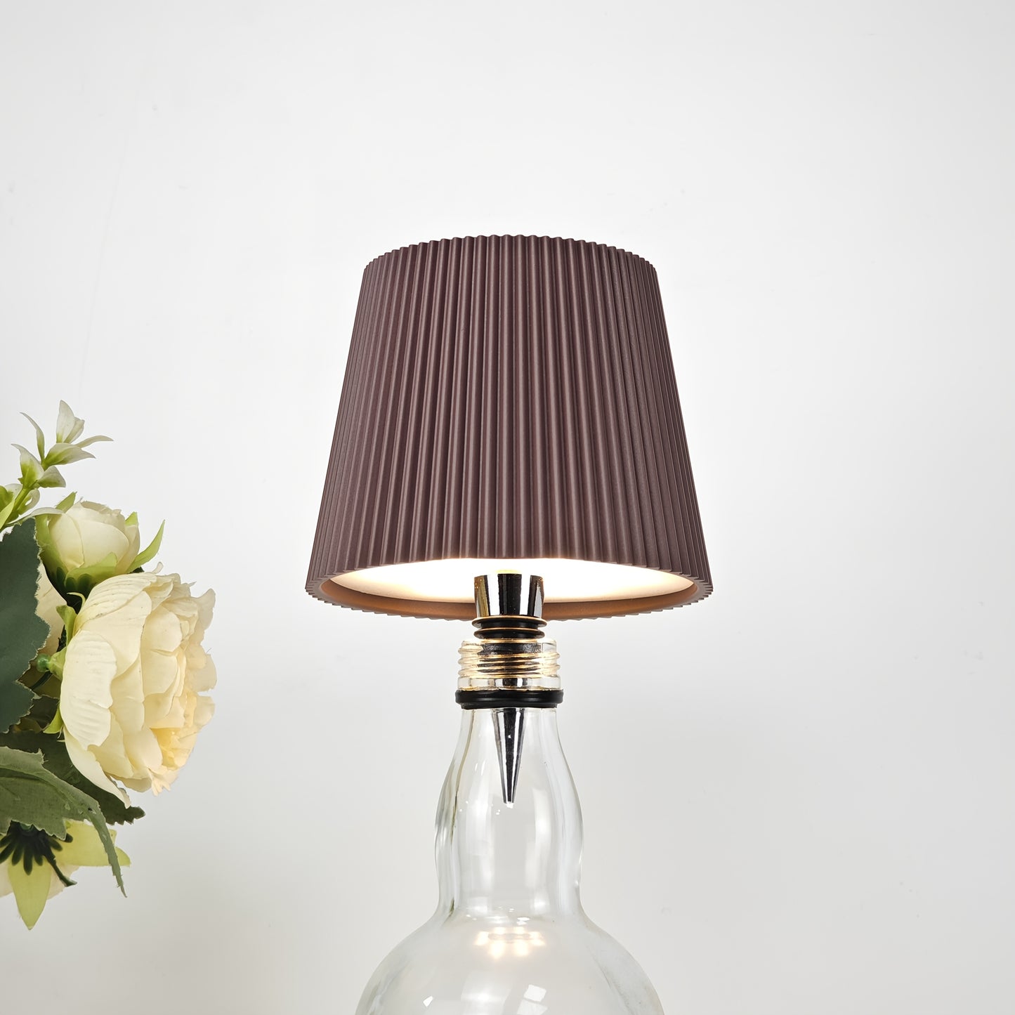 BOTTLEGLOW – Rechargeable Bottle Table Lamp