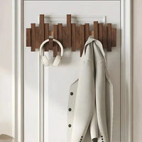 PIANOVEX – Klavier-inspirierte Wandgarderobe mit klappbaren Haken