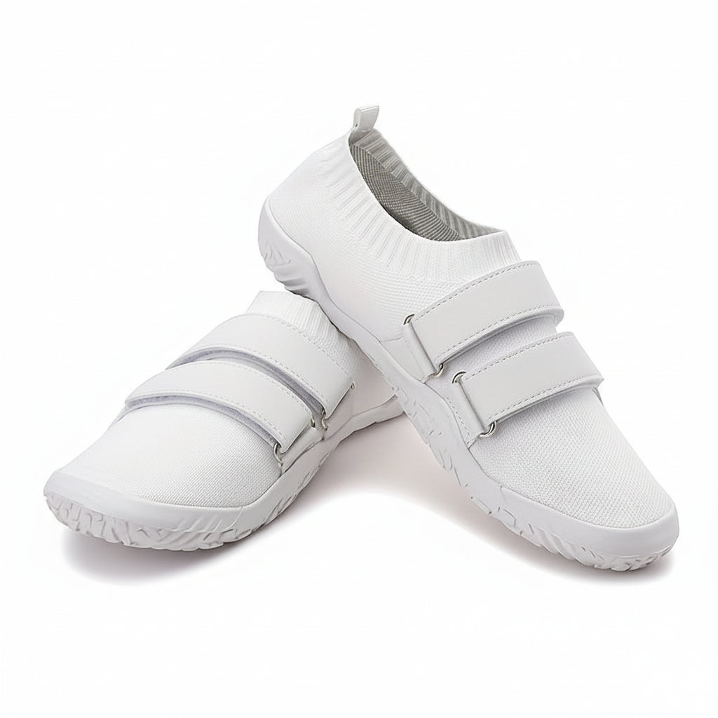 SQUATBASE - Flat training shoes designed for stability in squats and lifting
