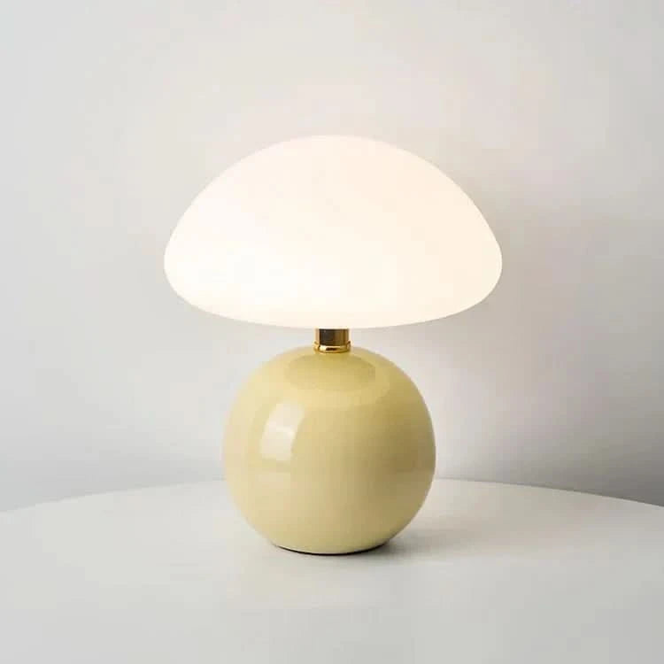 SHROOMLUME – Lampada da tavolo a forma di fungo per una delicata atmosfera domestica